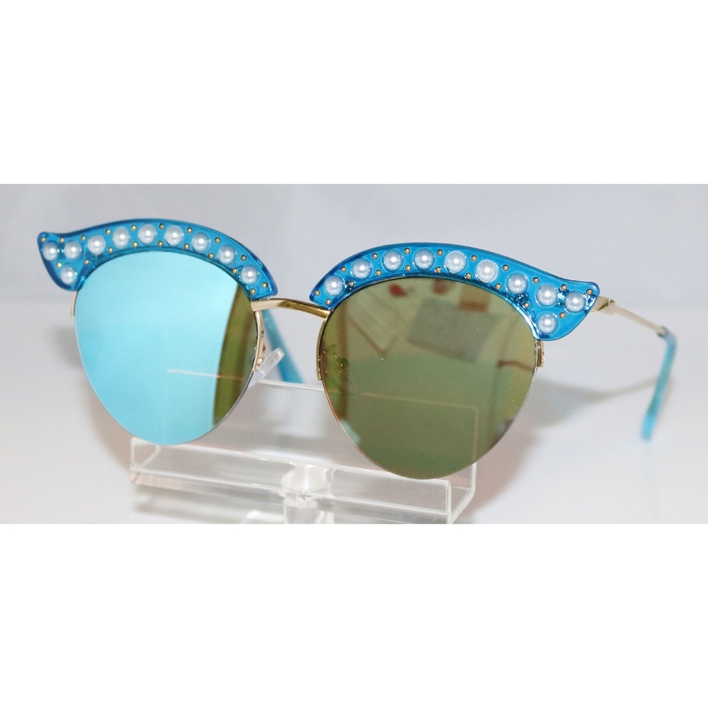 New Ladies Blue and pearl Sunglasses